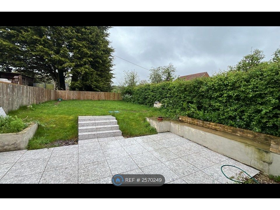 Property photo 3 of 21