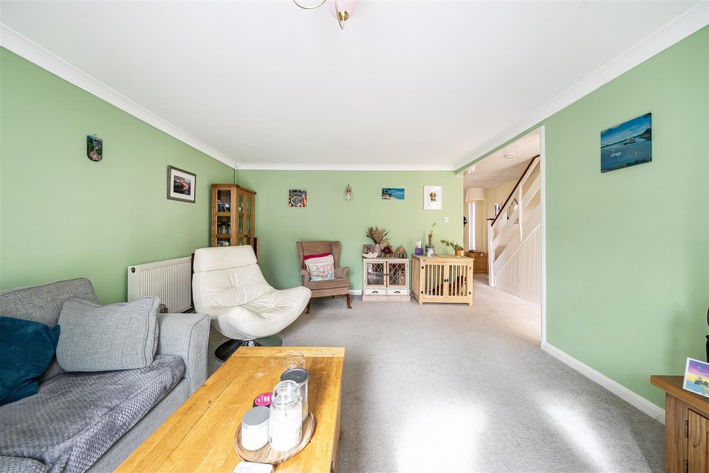 Property photo 3 of 24 Sitting Room
