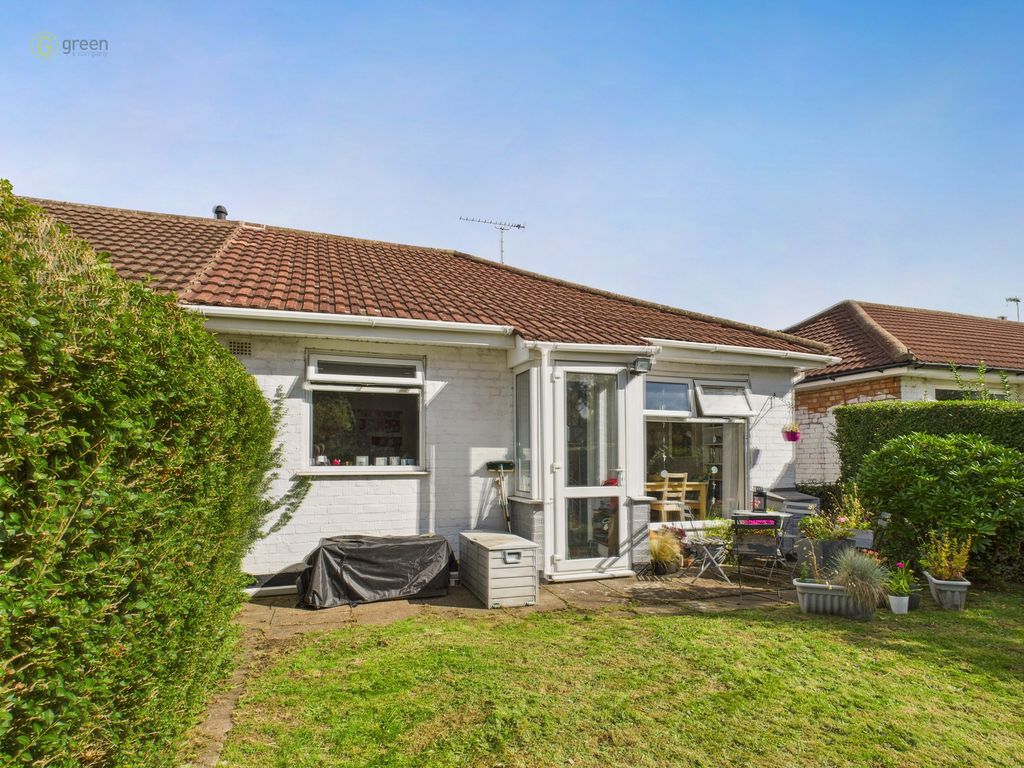 Property photo 1 of 32