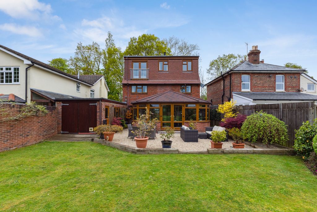 Property photo 1 of 16