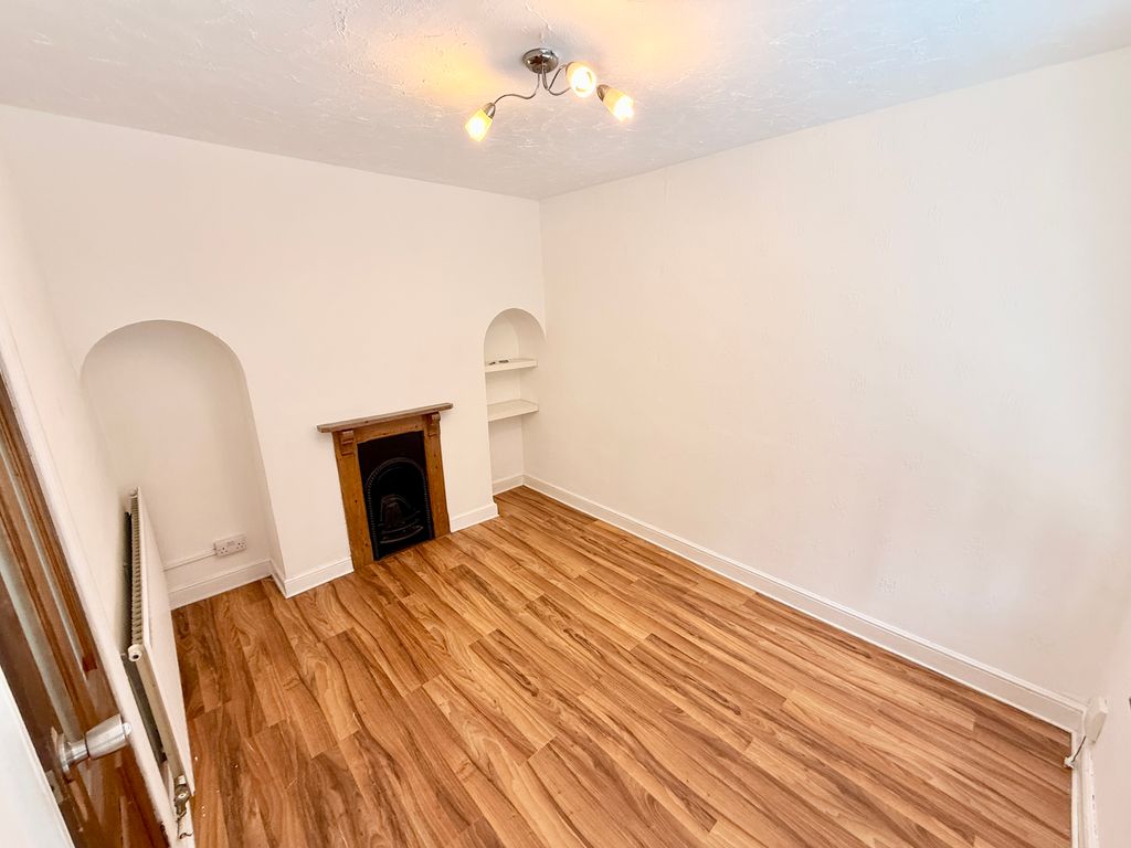 Property photo 3 of 15 Image