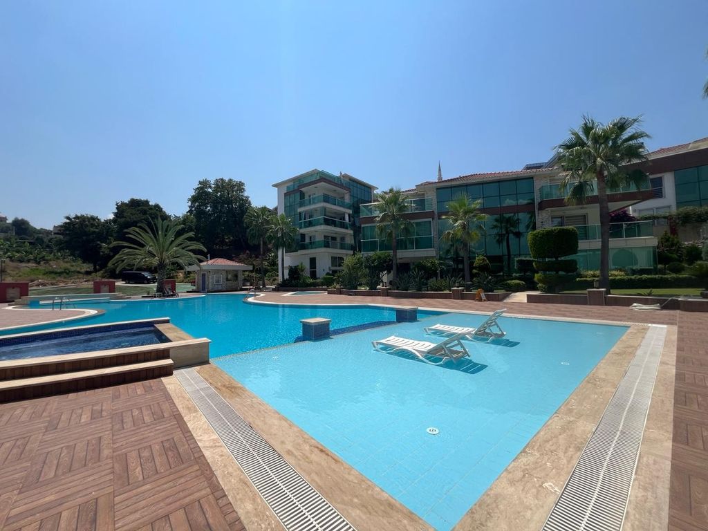 Property photo 1 of 26 Penthouse In Kargicak, Alanya For Sale - Large Communal Pool And Terraces