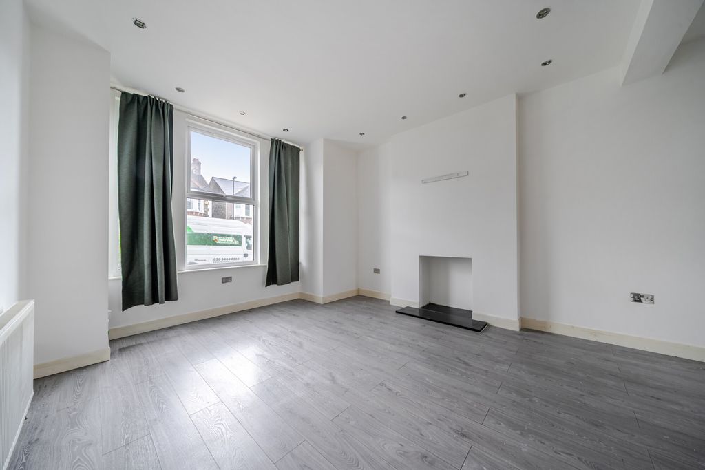 Property photo 3 of 23 1472670-8-6A22B1d...