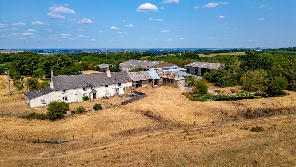 Property photo 1 of 26
