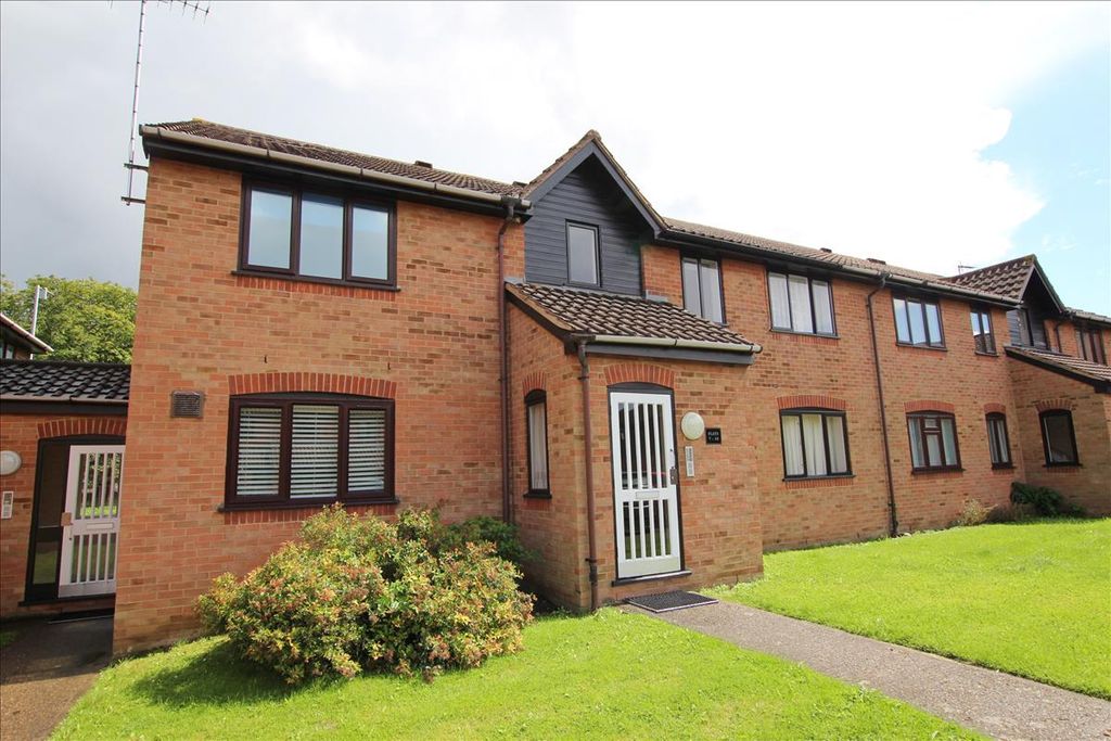 Property photo 1 of 9