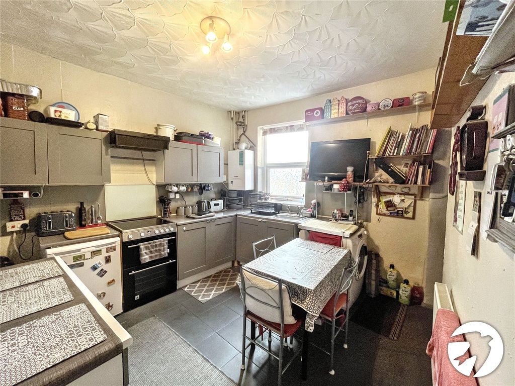 Property photo 2 of 10 Picture No. 02