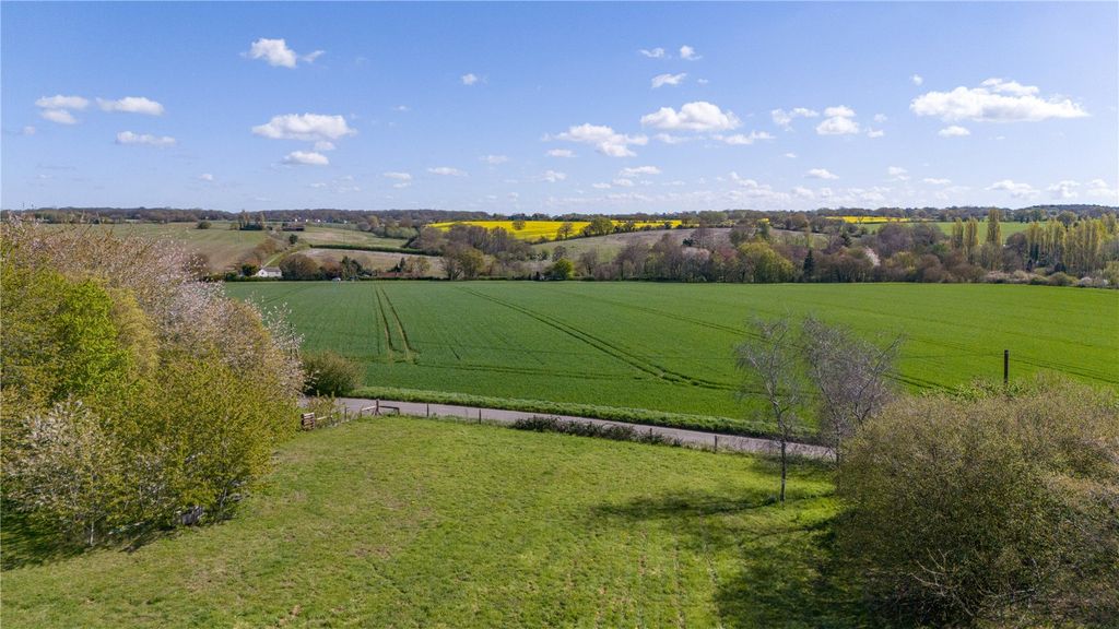 Property photo 2 of 28 Picture No. 04