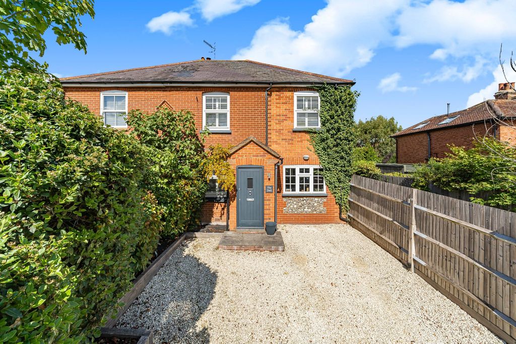 Property photo 1 of 26 Front Aspect