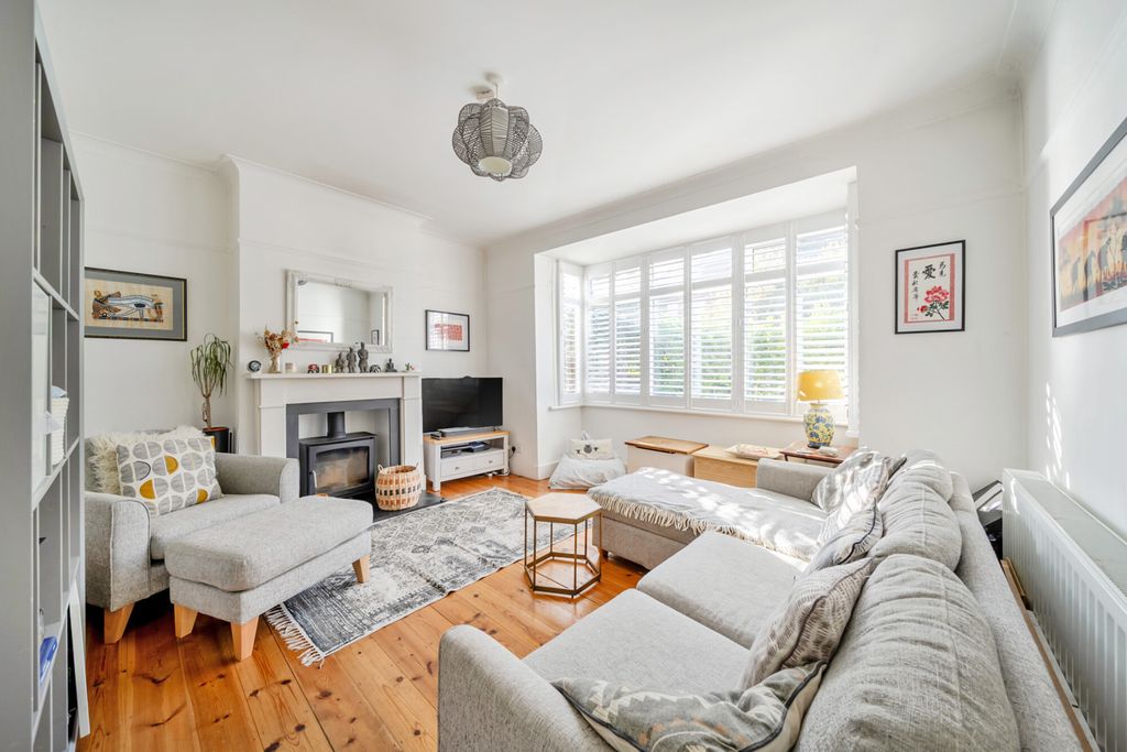 Property photo 2 of 19 1370252-4-68F7918...