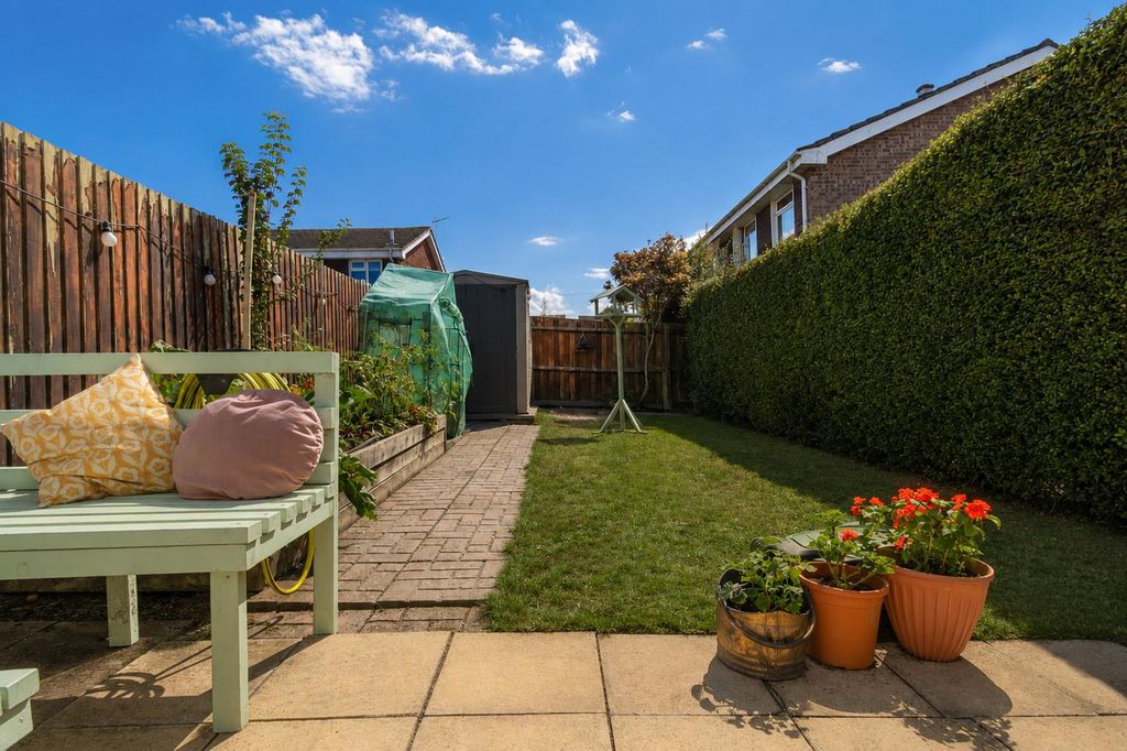 Property photo 3 of 22 Linley Road, 51-50.Jpg