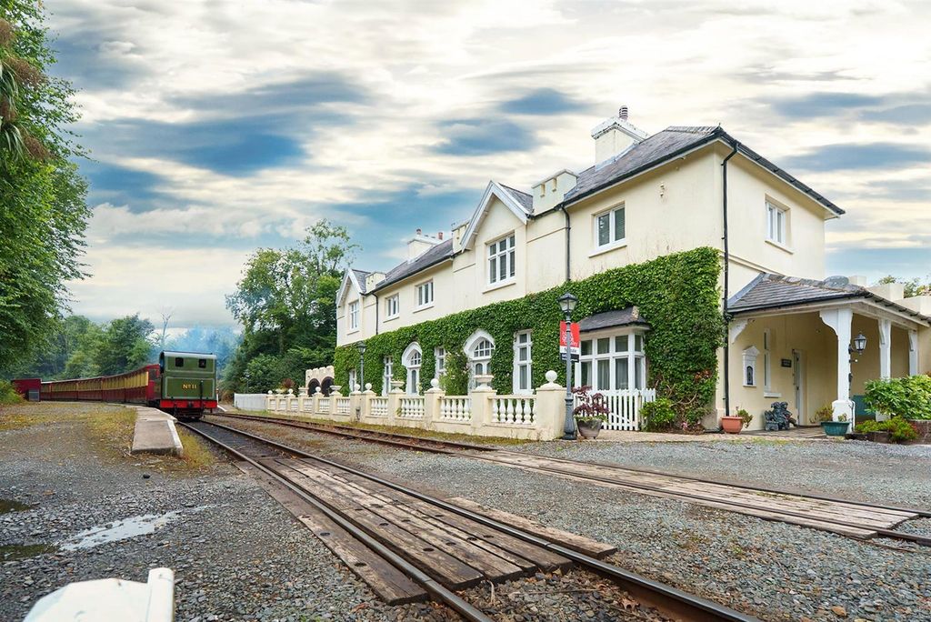 Property photo 2 of 38 Station-House-Port-Soderick-1.Jpg