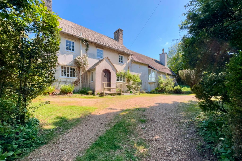 Property photo 2 of 15