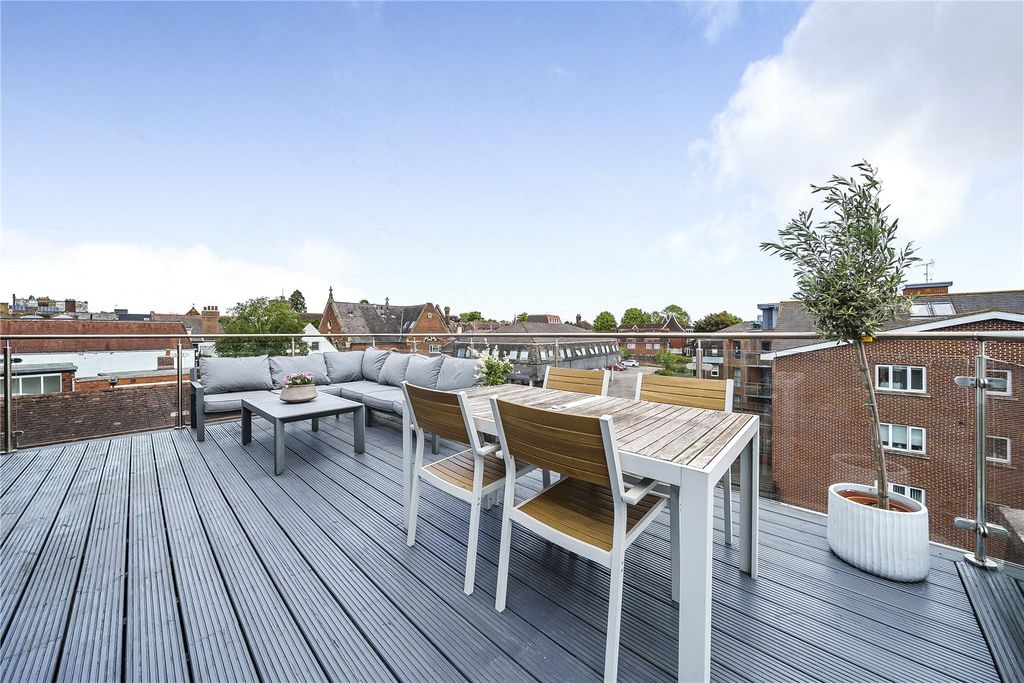 Property photo 2 of 13 Terrace