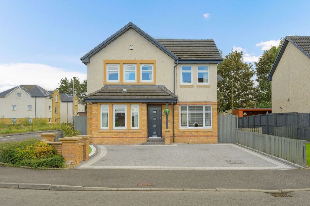 Property photo 1 of 39
