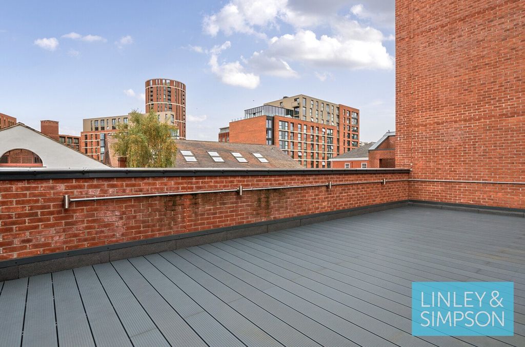 Property photo 2 of 18 Picture No. 07