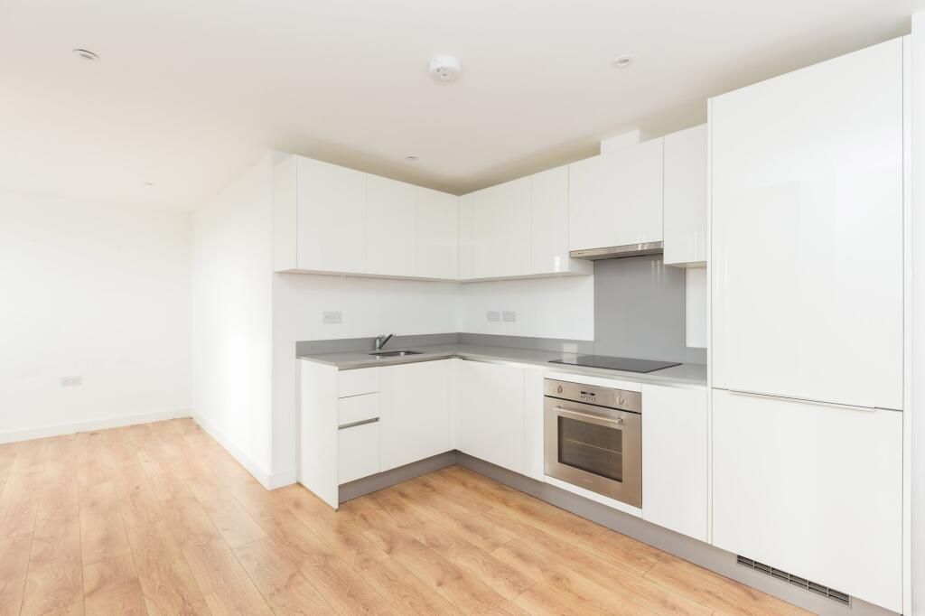 Property photo 2 of 7