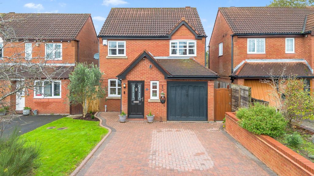 Property photo 1 of 24