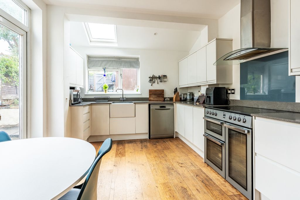 Property photo 3 of 26 3