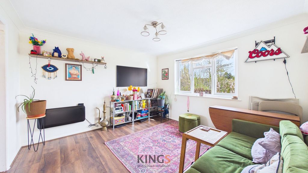 Property photo 2 of 12 Living Room