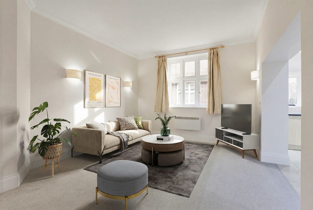 Property photo 3 of 11