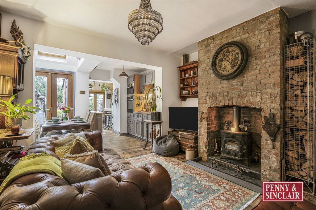 Property photo 3 of 25 Picture No. 46