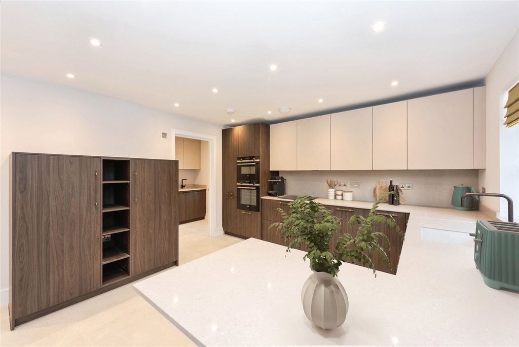 Property photo 3 of 17 Picture No. 43