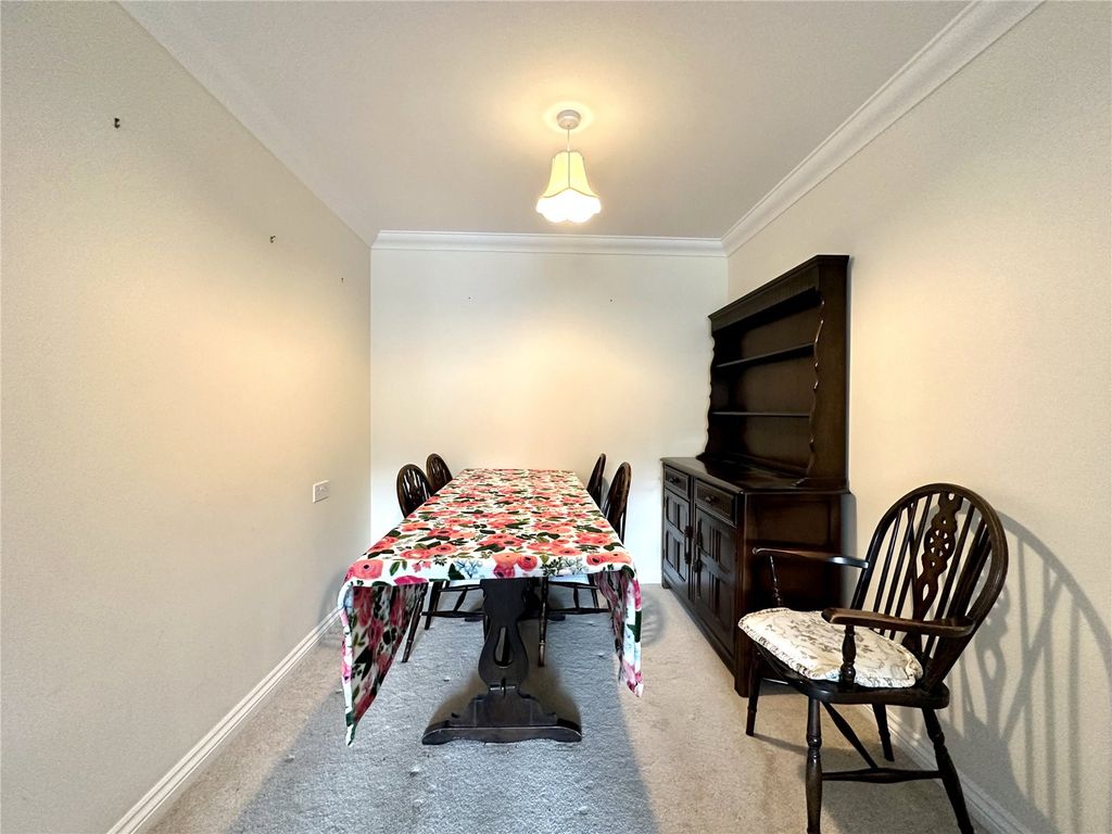Property photo 3 of 12 Picture No. 06