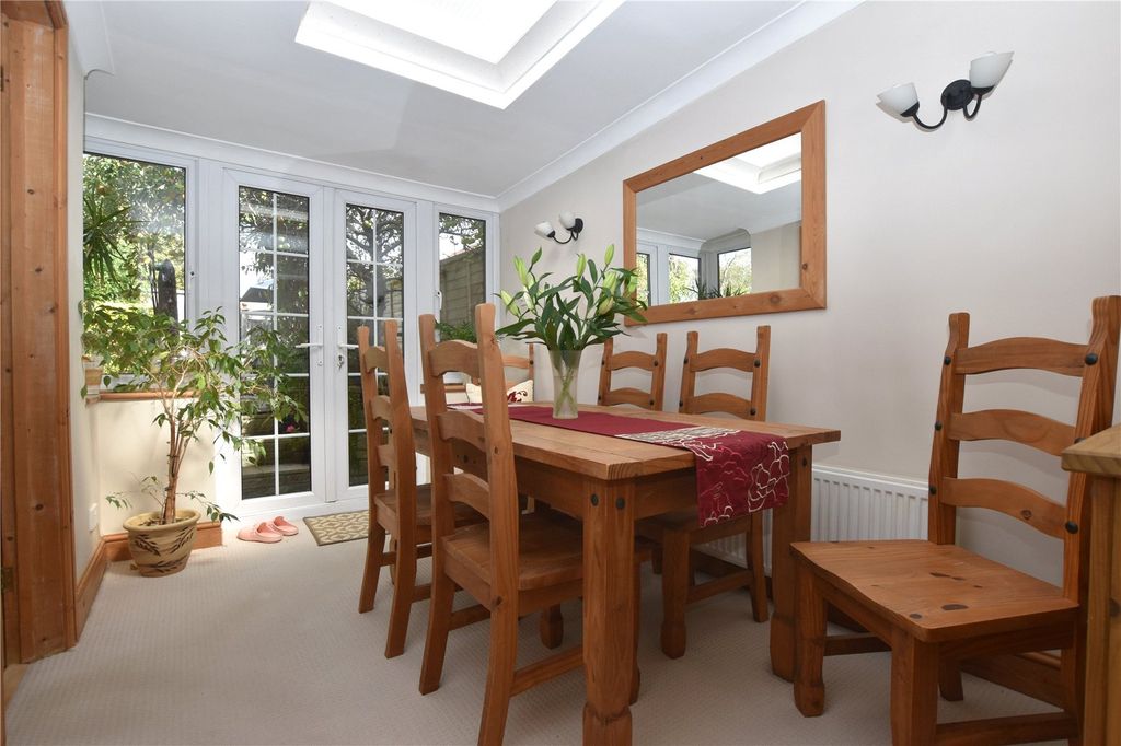 Property photo 3 of 19 Picture No. 04