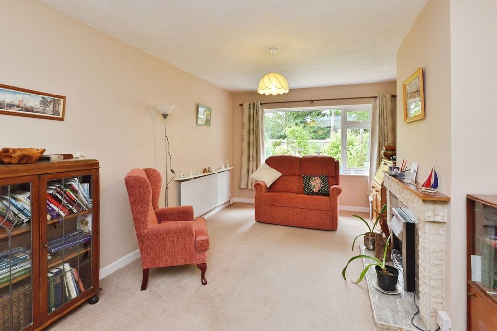 Property photo 2 of 18 Pbox-Img.Jpg