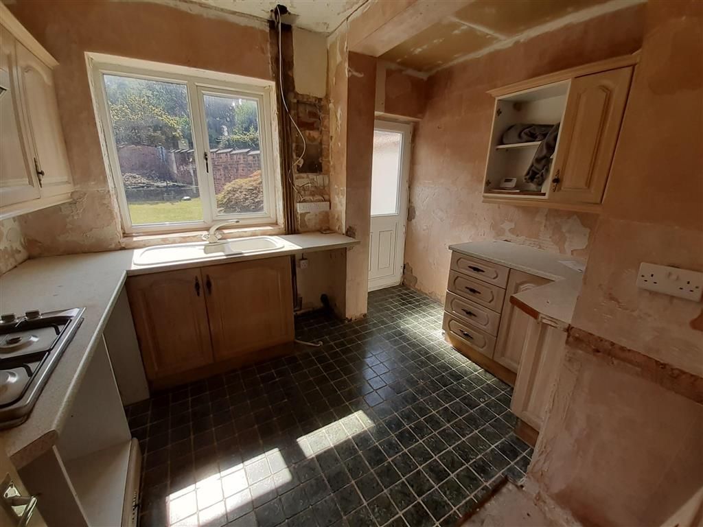 Property photo 3 of 13