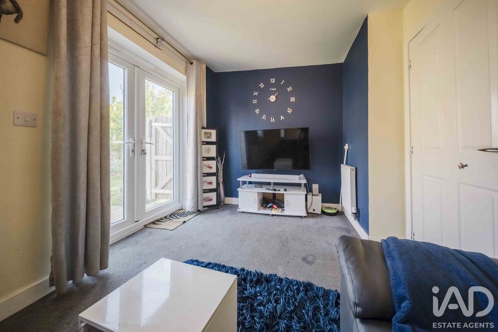 Property photo 1 of 19