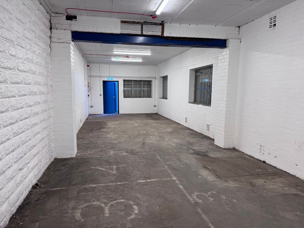 Property photo 2 of 9 Photo 5