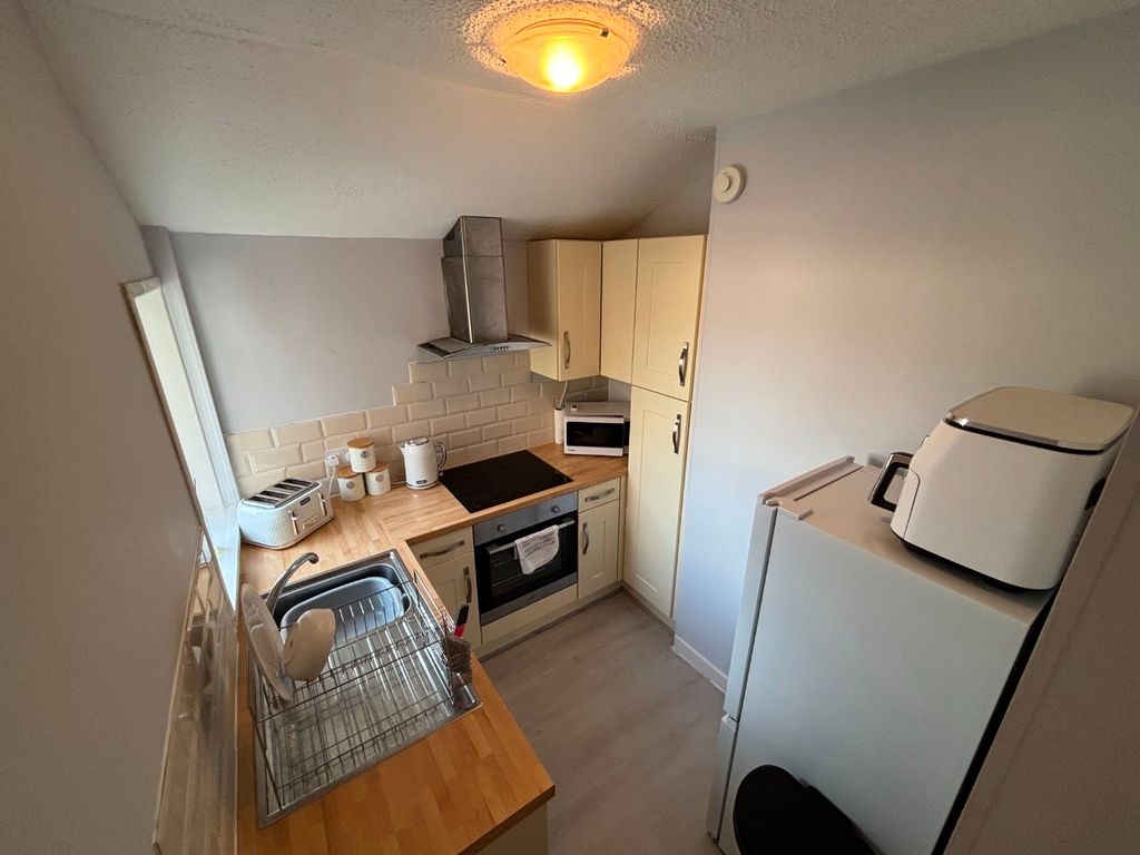 Property photo 2 of 5 Photo 2