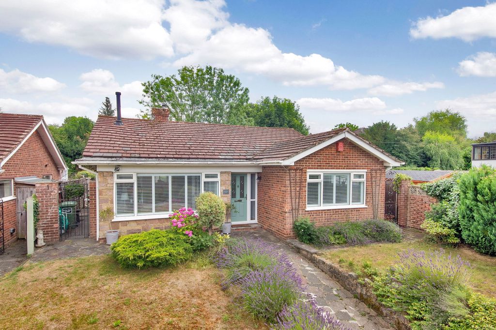 Property photo 1 of 51