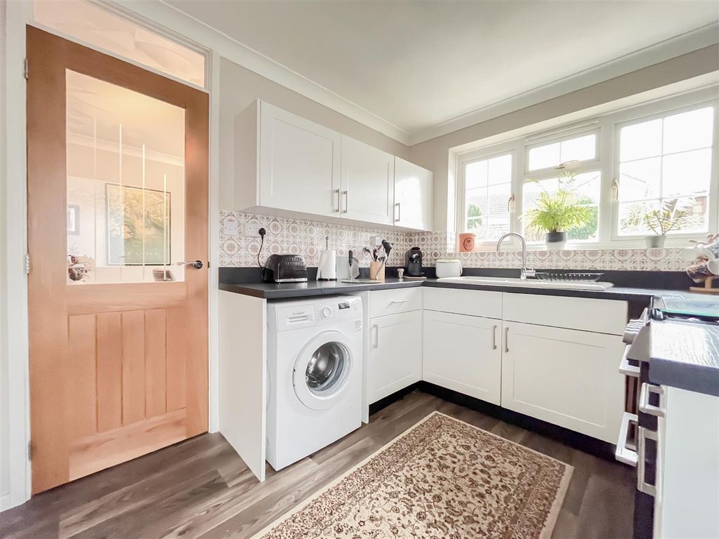 Property photo 2 of 18 1-Img_8050.Jpg