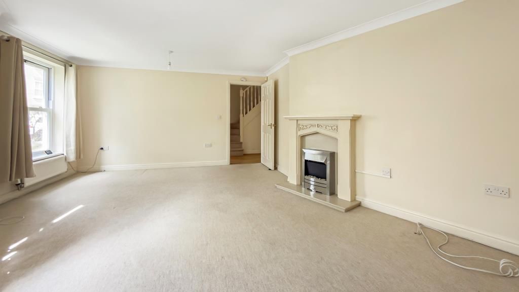 Property photo 2 of 19 11_79385.Jpg