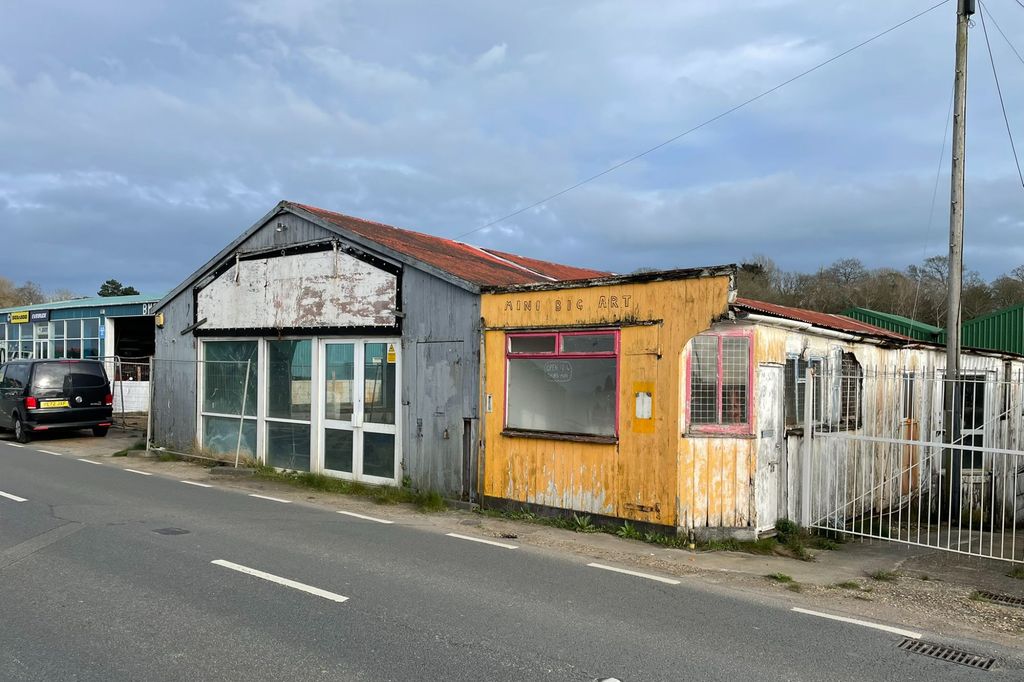 Property photo 3 of 24 Bembridge Boatyard, Embankment Road, Bembridge, Isle Of Wight Po35 5Nr