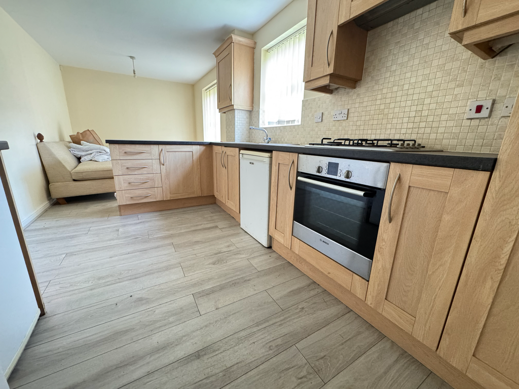 Property photo 3 of 14 Image (8)