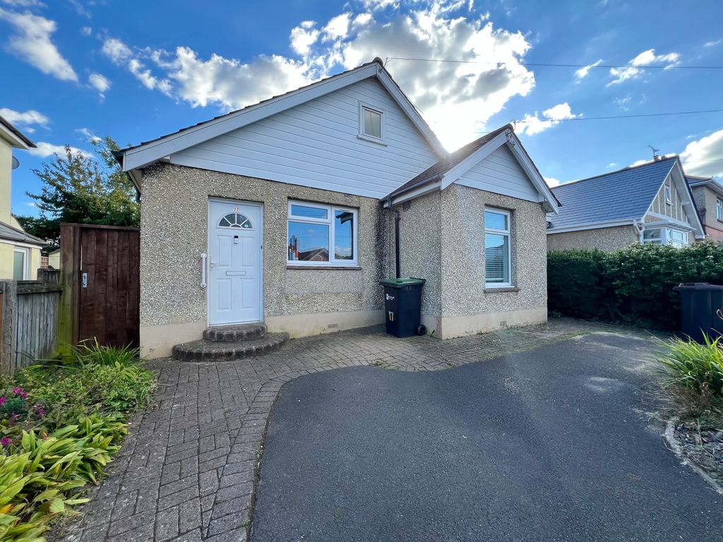 Property photo 1 of 12 Exterior