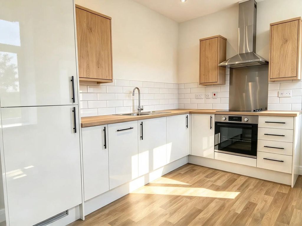 Property photo 2 of 10 Kitchen