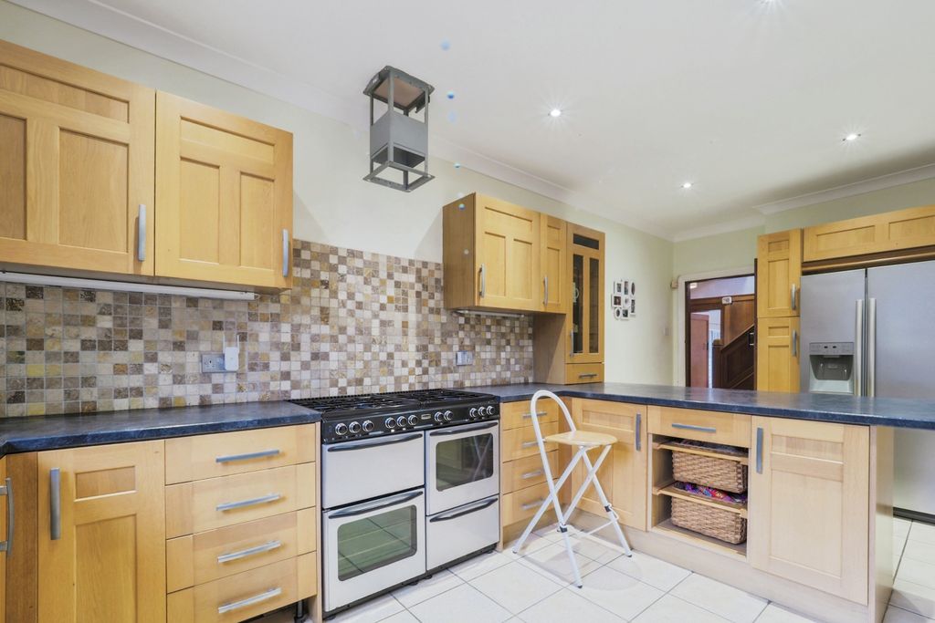 Additional image 9 of 5 bed detached house for saleGainsborough Road, Gainsborough DN21