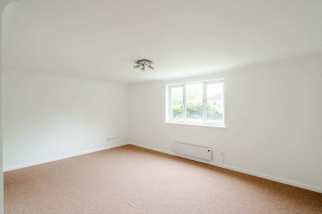 Property photo 1 of 9 Photo 1