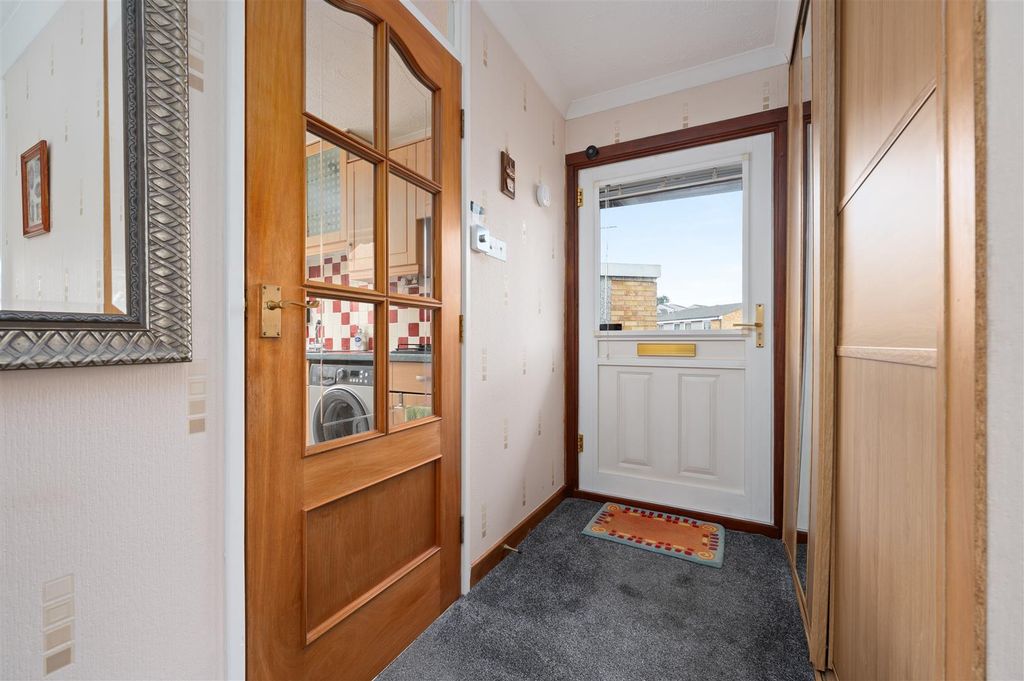 Property photo 2 of 20 2Birrelldrive004.Jpg