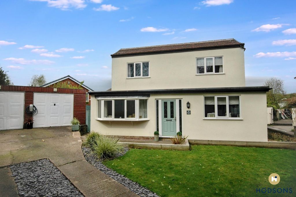 Property photo 1 of 22 Front (Exterior)