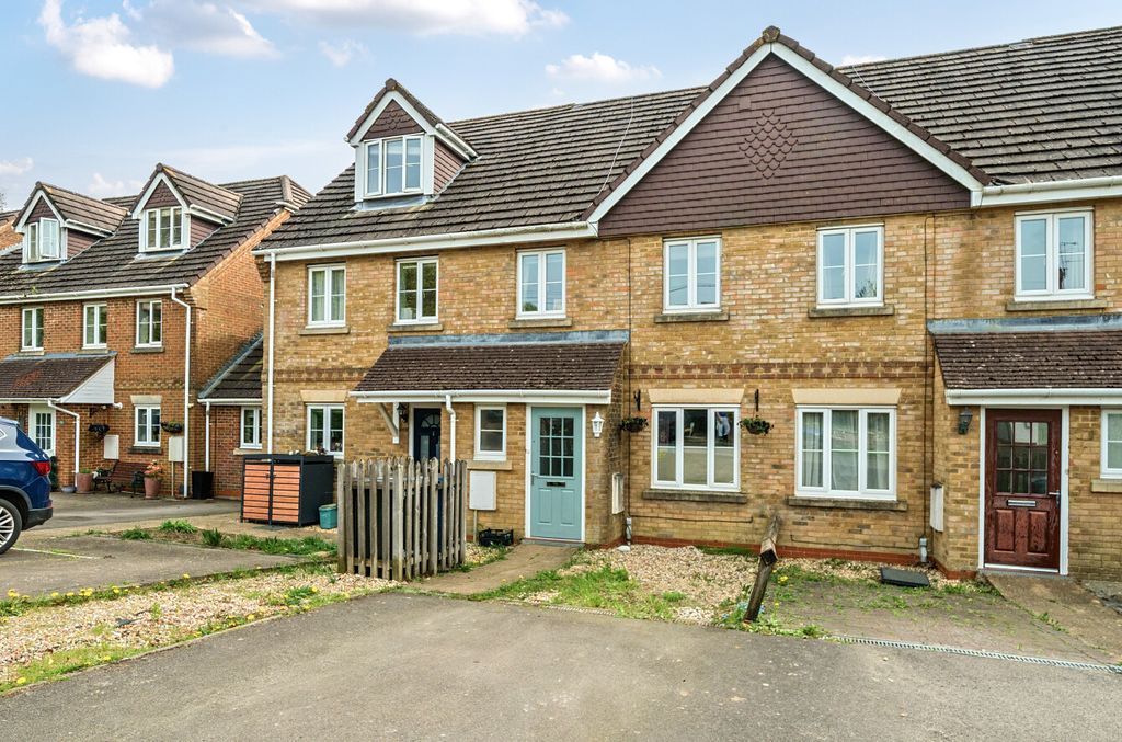 Property photo 1 of 16 1439527-2-69d7839...