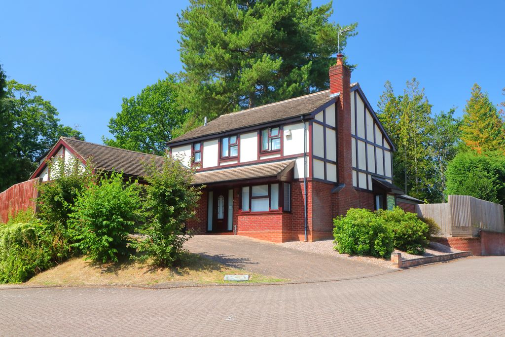Property photo 1 of 25