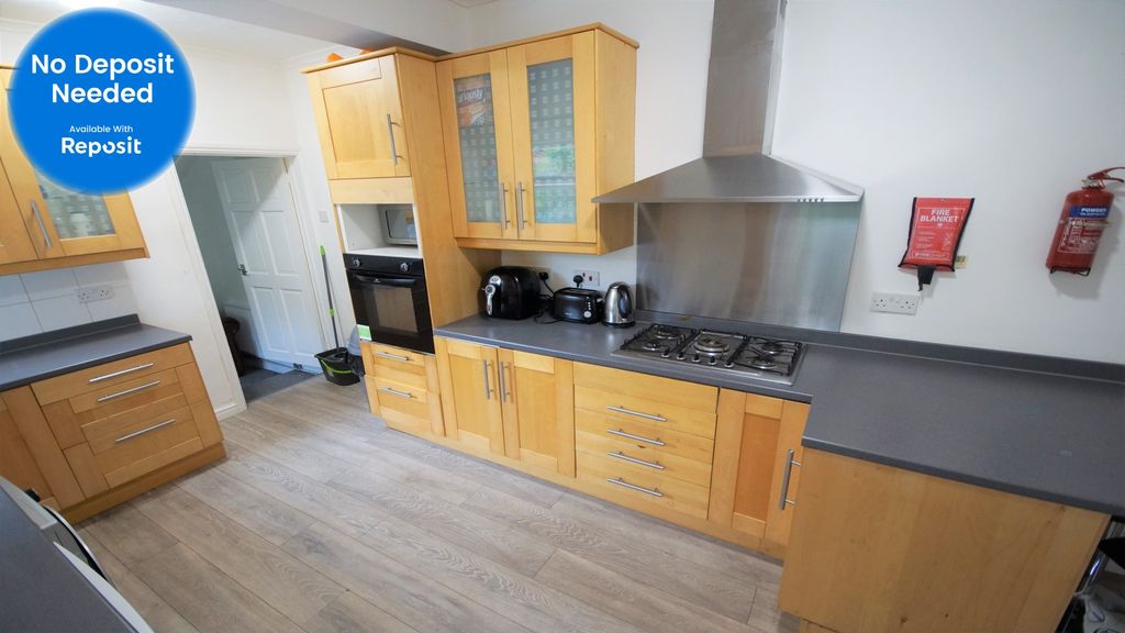 Property photo 2 of 5