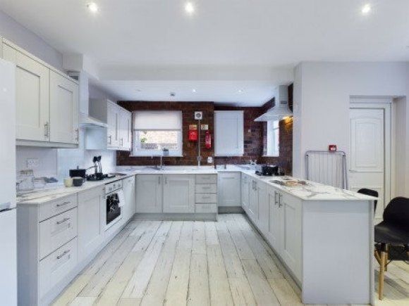 Property photo 1 of 18 1 Bedroom House For Rent In Acomb Street, , , M14