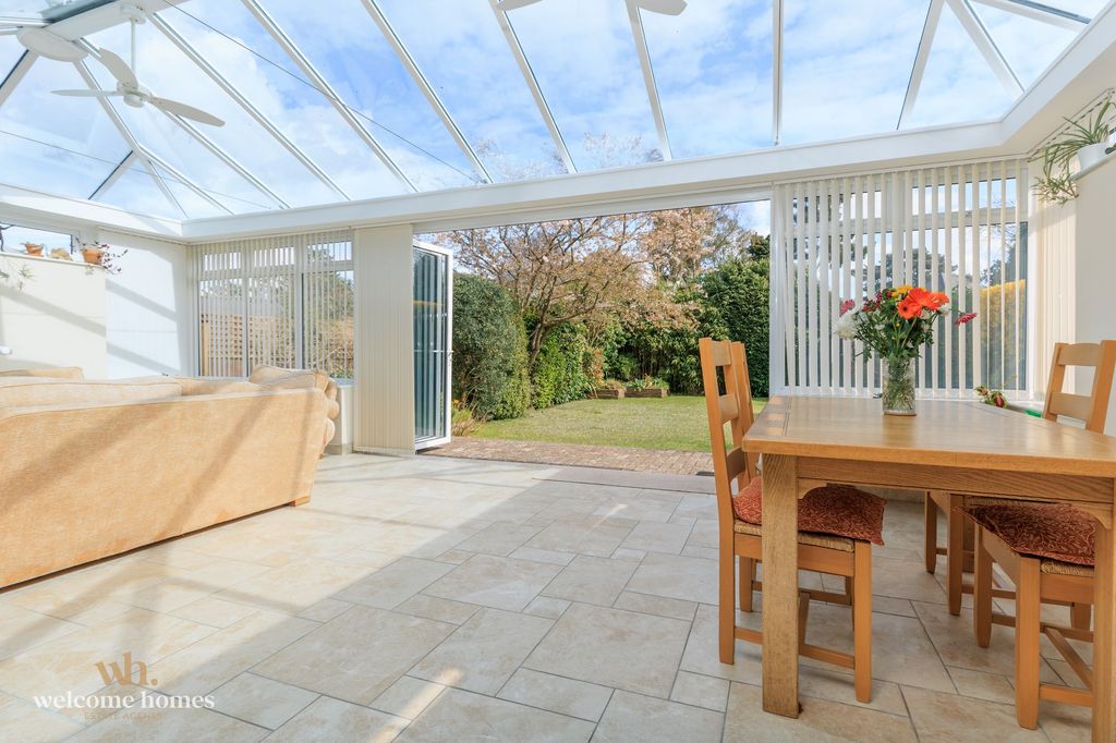 Property photo 3 of 25