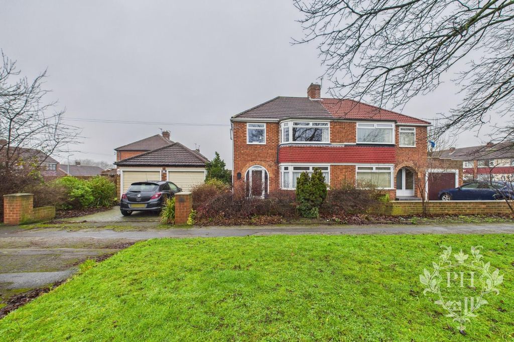 Property photo 1 of 17 Cam02002G0-Pr0240-Still020.Jpg